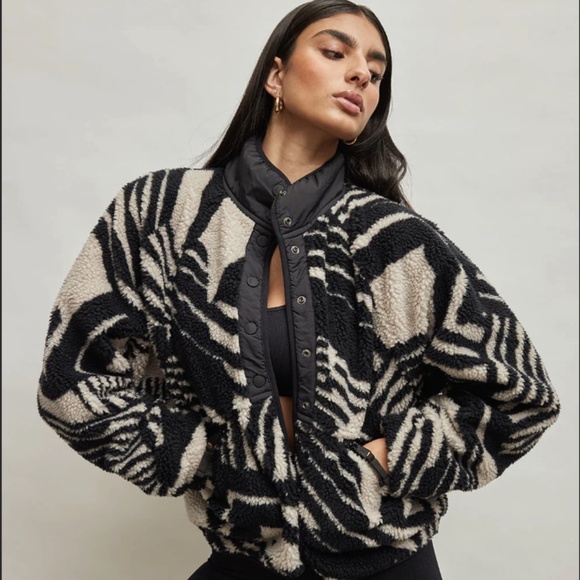 Hit The Slopes Printed Fleece Jacket - Geo Line Combo - Picture 1 of 4